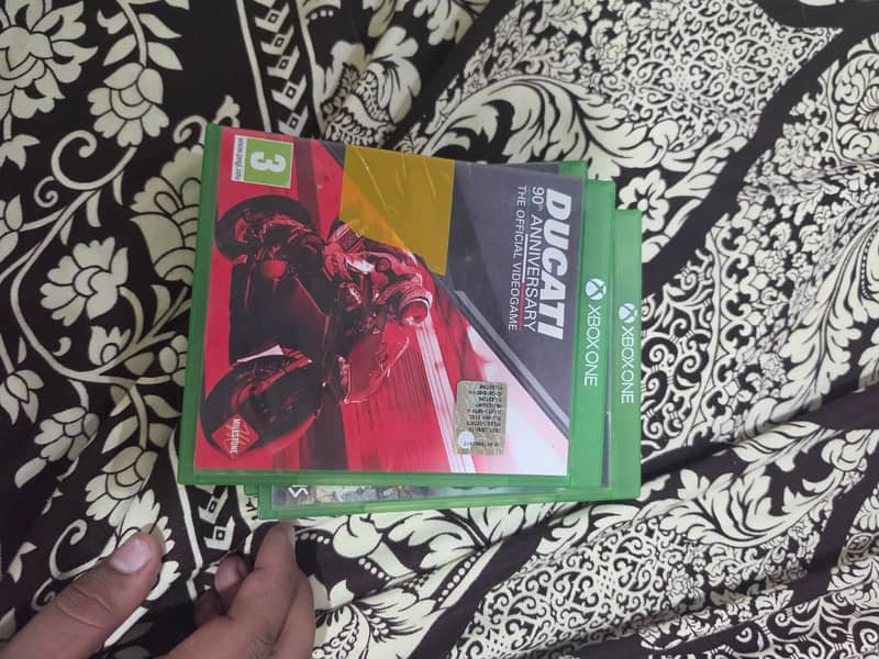 Xbox one 1tb 3