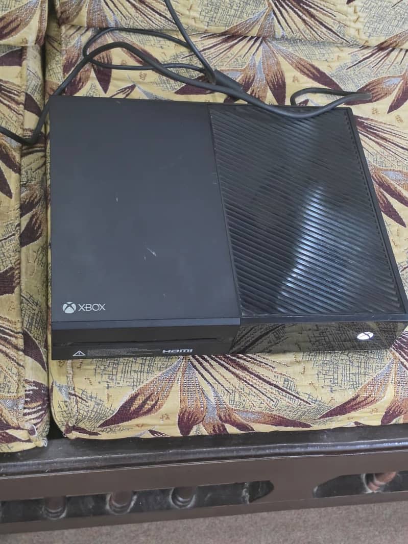 Xbox one 1tb 8