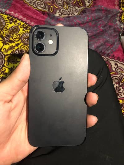 Apple iPhone 12
