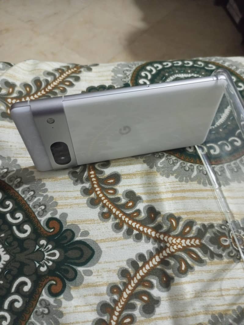 Google Pixel 7 3