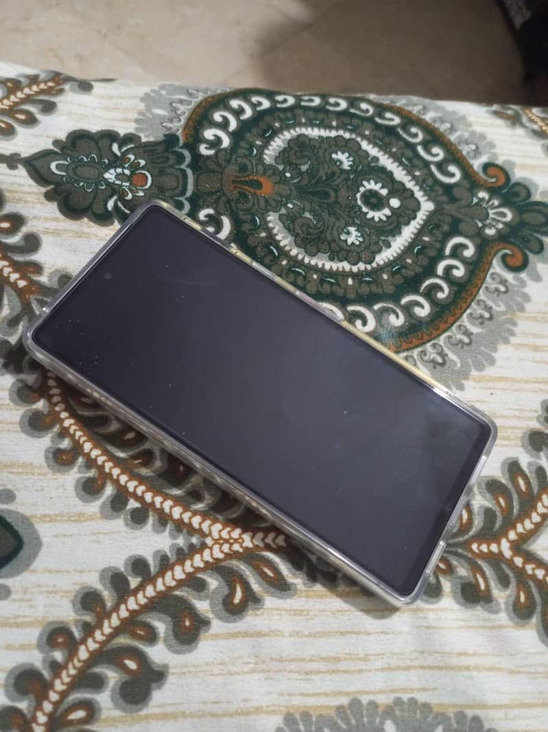 Google Pixel 7 4