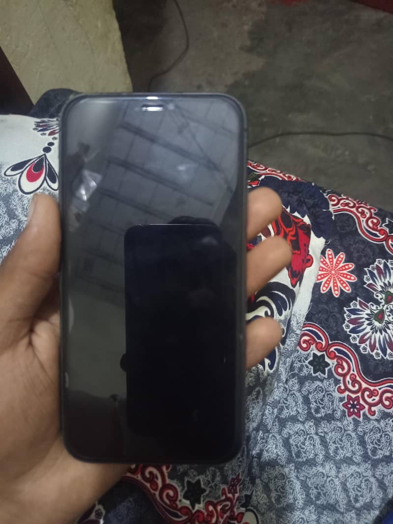 Apple iPhone 11 1