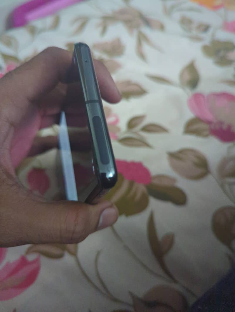 Google Pixel 7 Pro 4