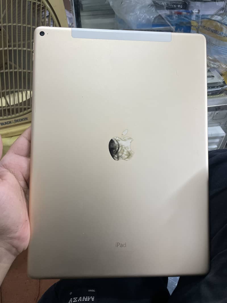IPad Pro 12.9 inch 2