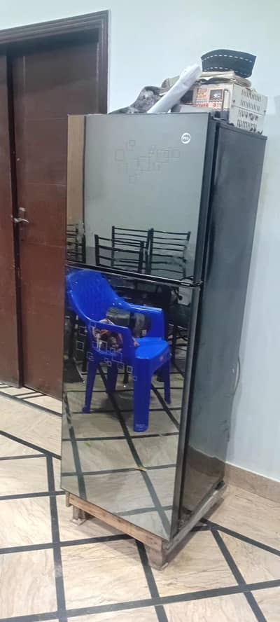 REFRIGERATOR FOR SALE