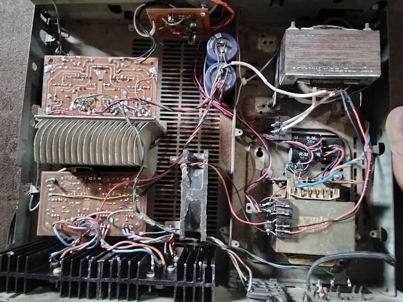 2.1 amplifier 1