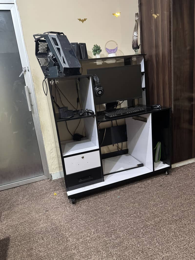 Computer table 2