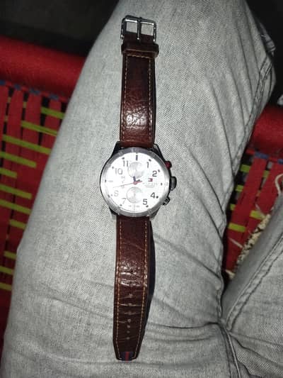 new watch but used hay laykin bilkul new hay Tommy Hilfiger hay
