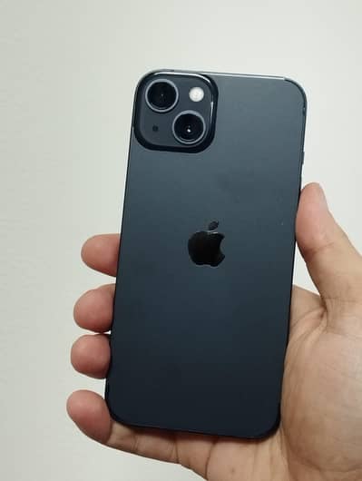 Apple iPhone 13