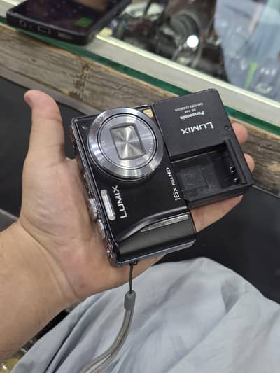Lumix DSC-W630 camera