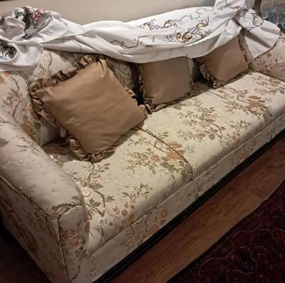 3 seater sofa swg New covering done not used afterwards