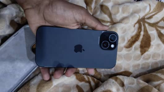Apple iPhone 15