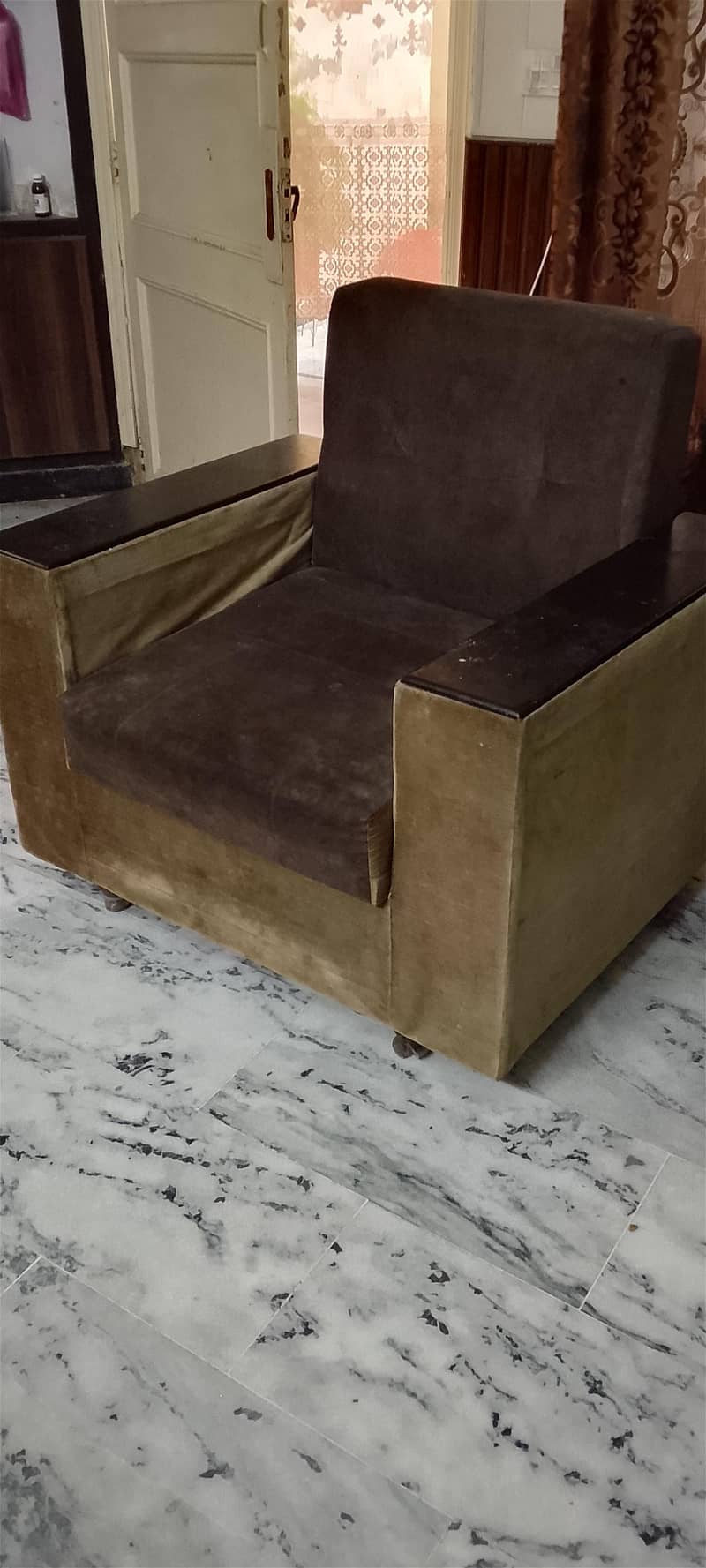 7 seater sofa 1