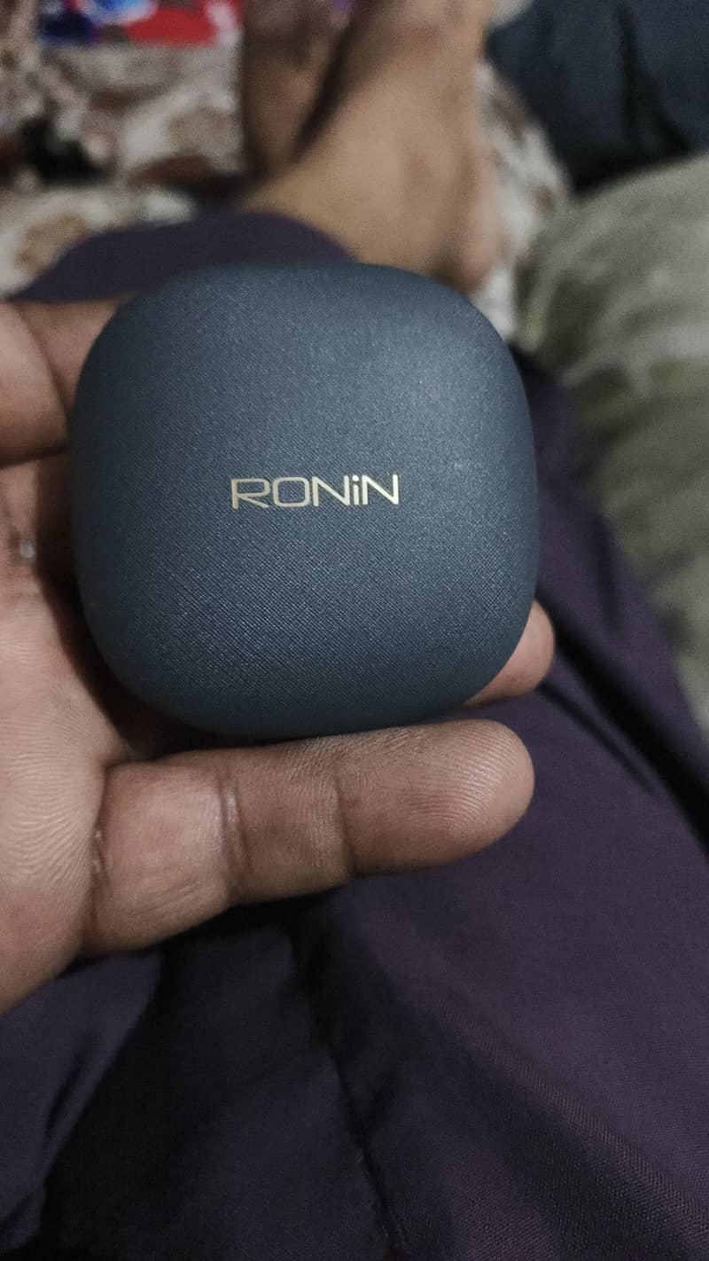 Ronin pebble 0