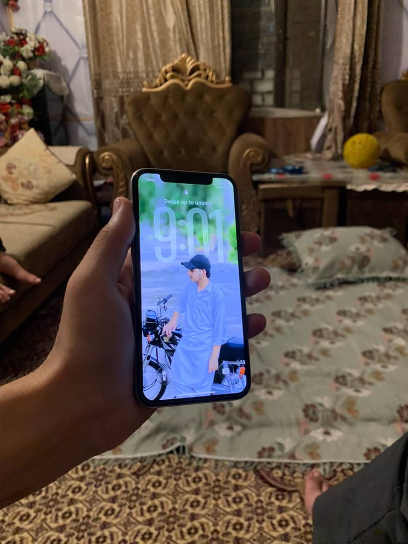 Apple iPhone 11 Pro 5