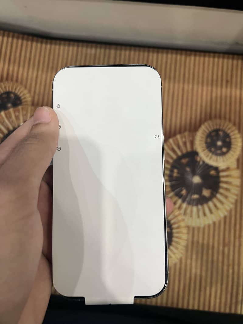 Apple iPhone 16 Pro 5