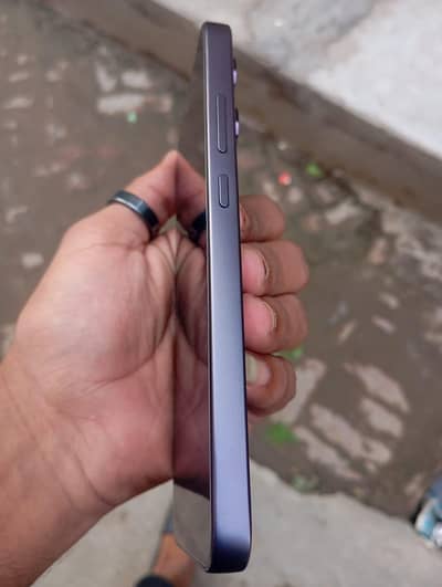 OPPO Reno 16F