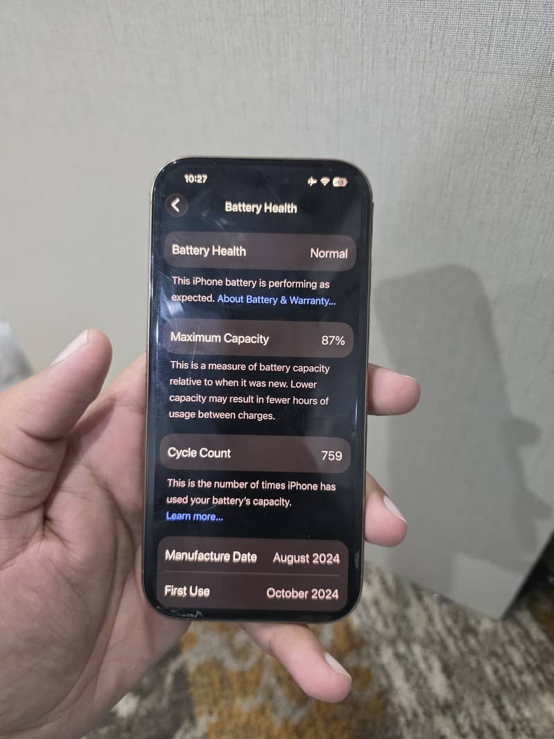 Apple iPhone 16 Pro 1