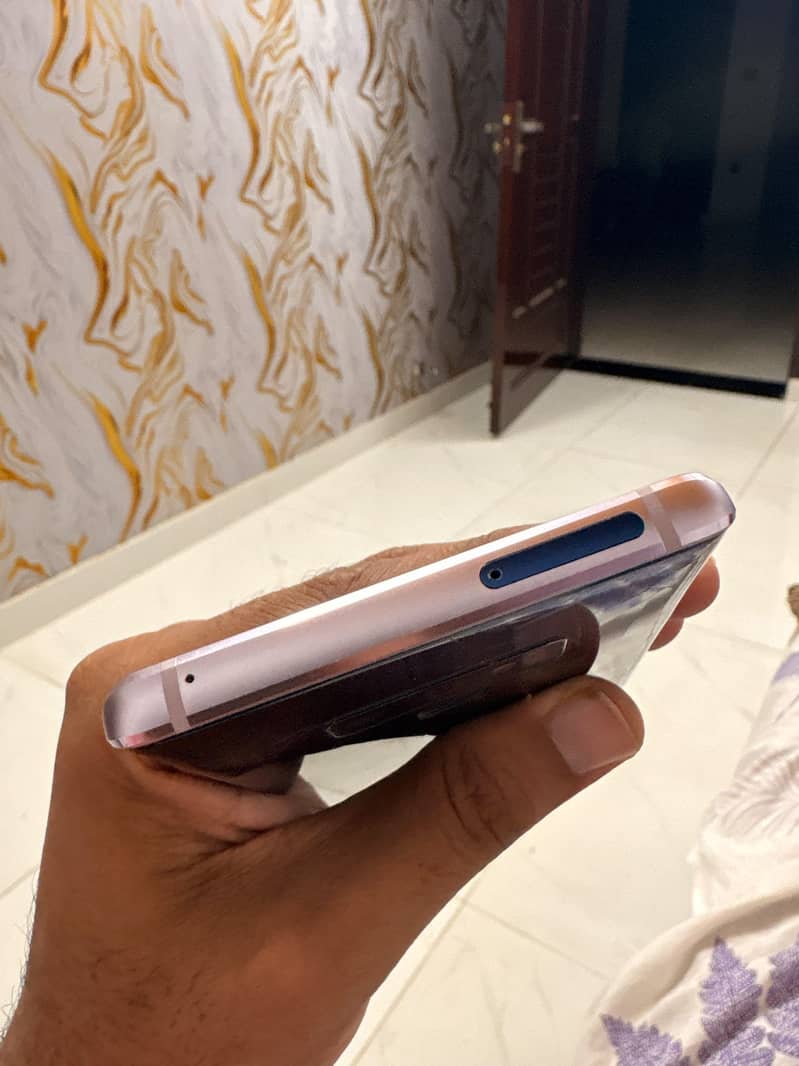 Samsung Mobile Note 9 5