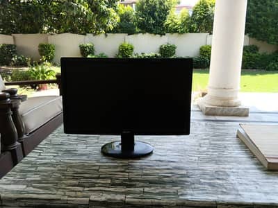 Acer LCD Monitor for PC – Good Condition