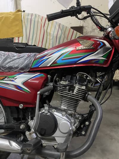 Antique honda 125