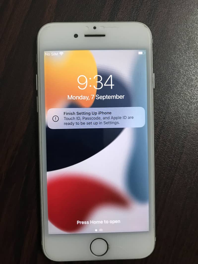 Apple iPhone 7 0