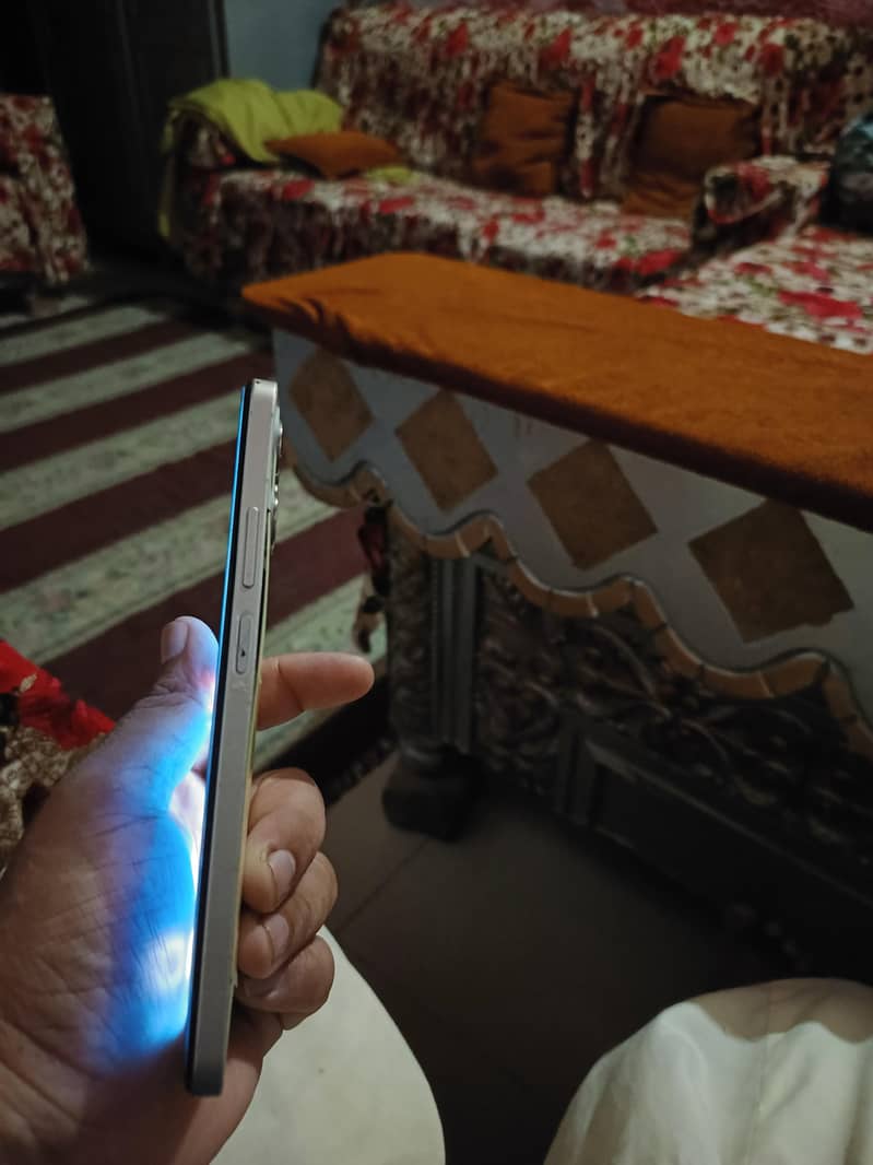 Realme C53 1