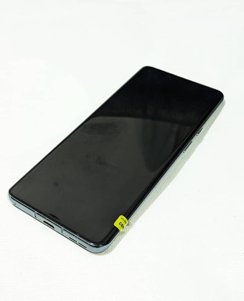 One Plus 9 Pro 7