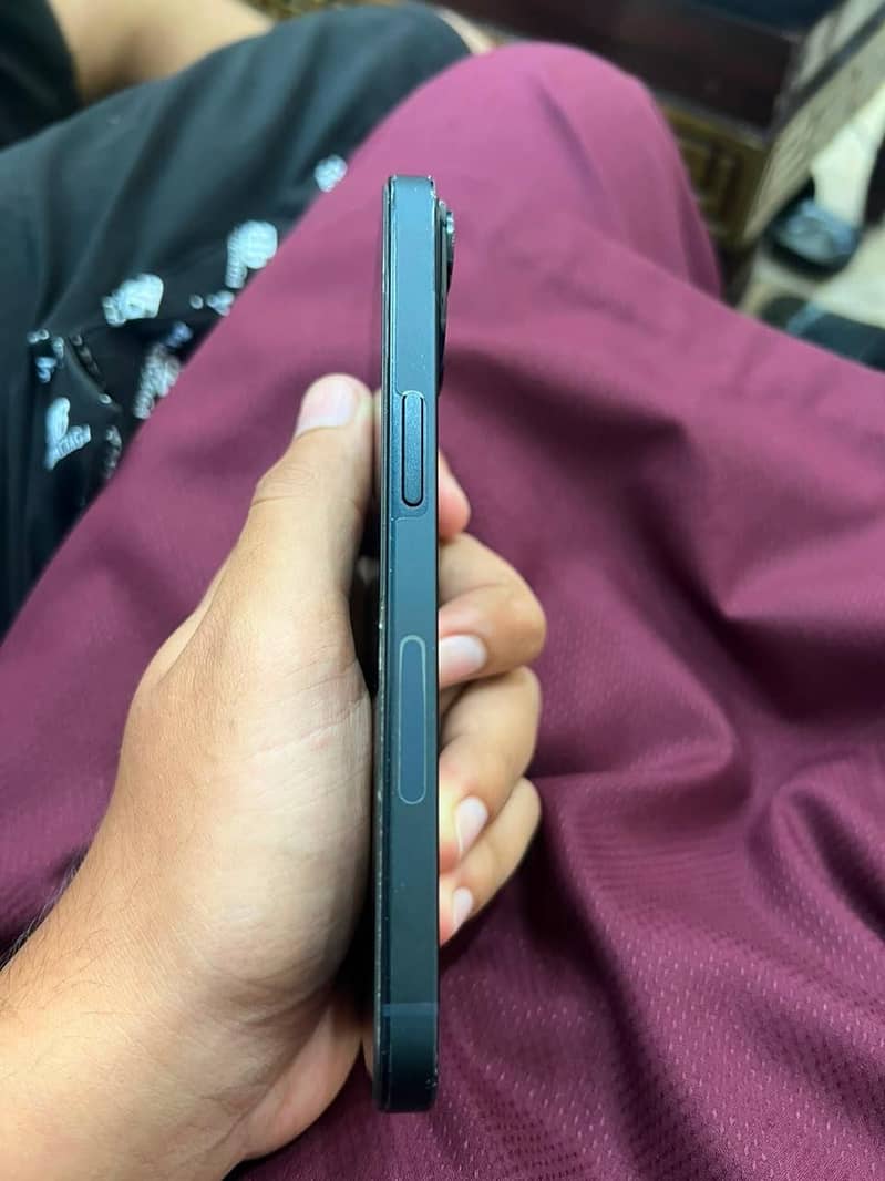 Apple iPhone 14 1