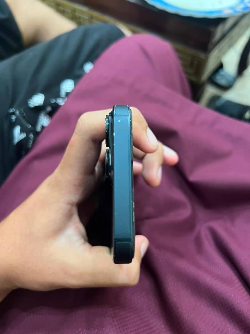 Apple iPhone 14 6
