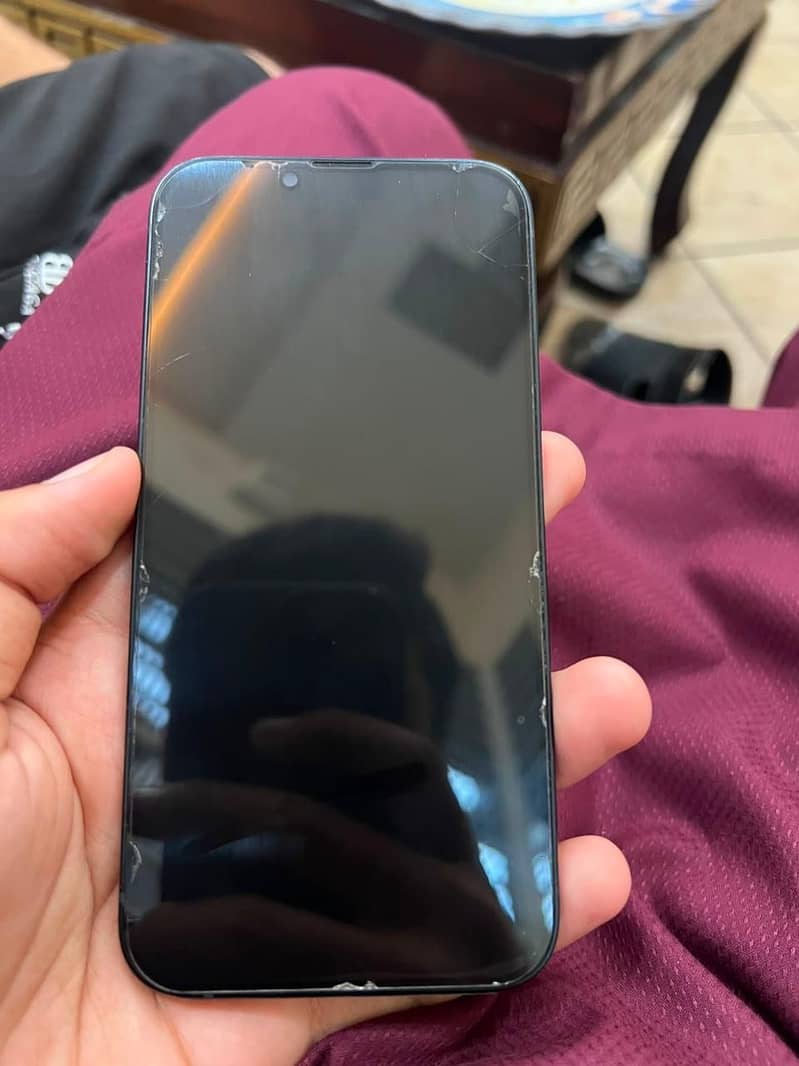 Apple iPhone 14 7
