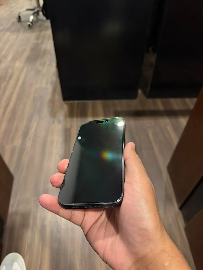Apple iPhone 15 Pro 6