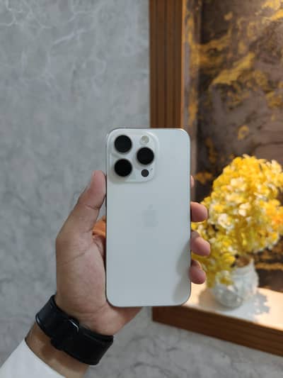 Apple iPhone 15 Pro