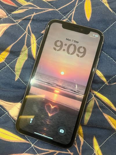 Apple iPhone 11