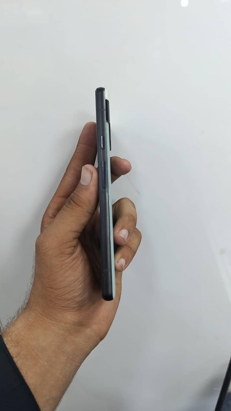 GOOGLE PIXEL 6A 1