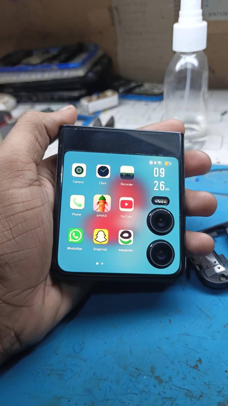 Infinix Zero Flip 0
