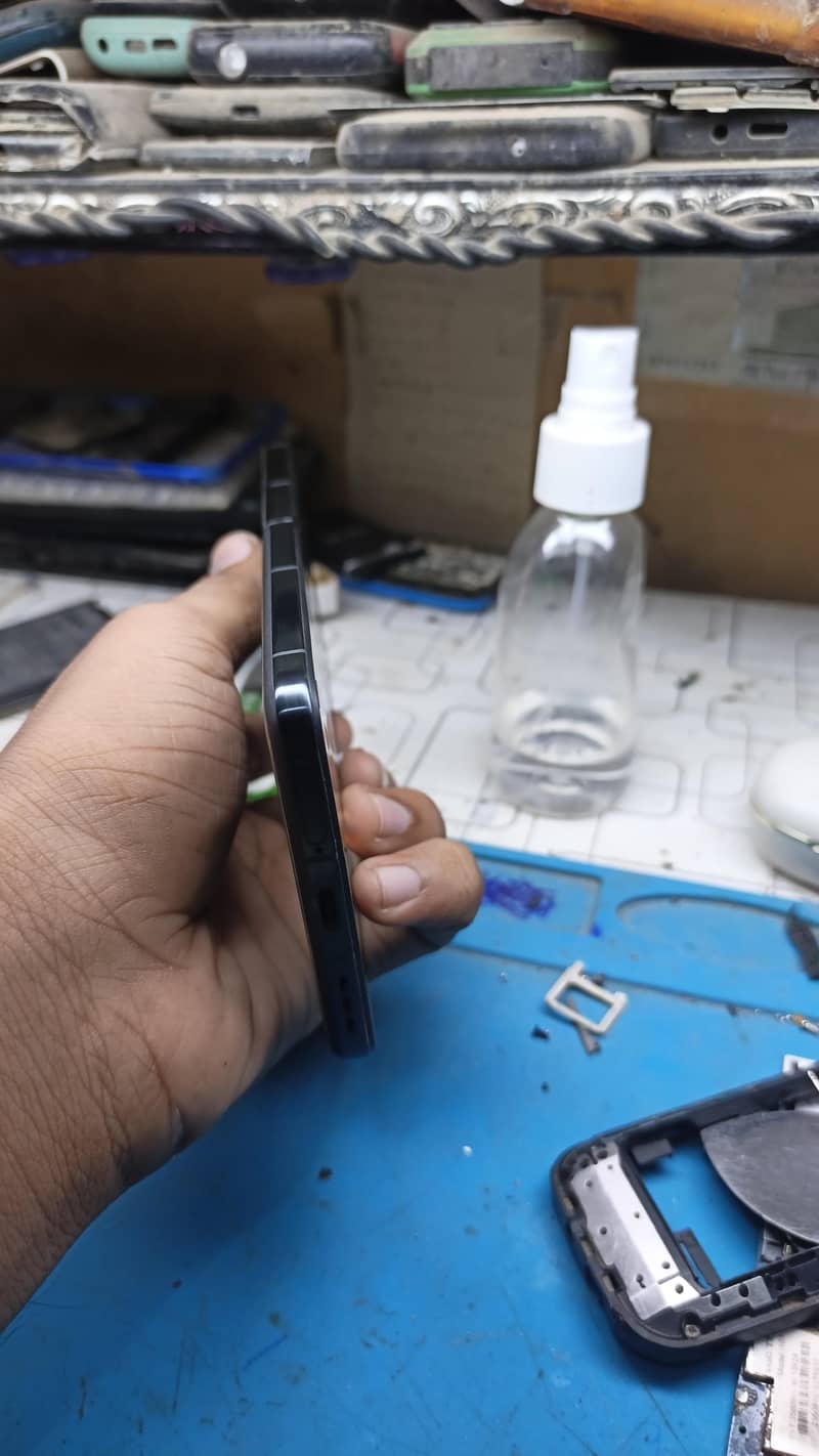 Infinix Zero Flip 7