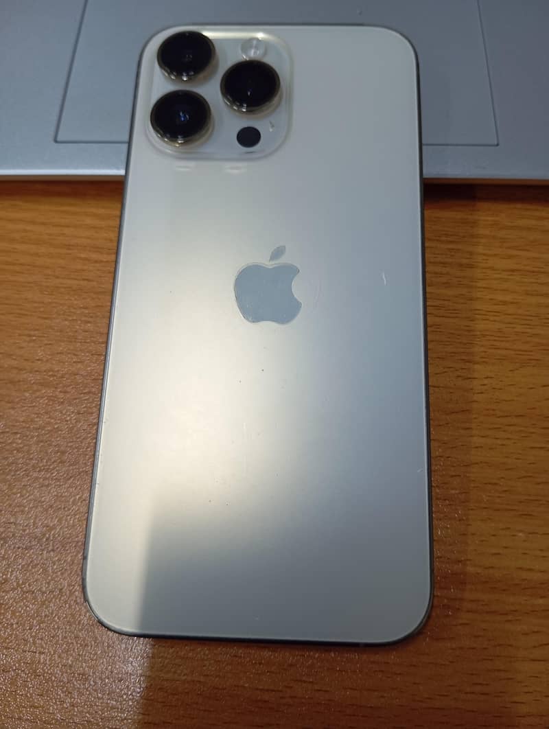 Apple iPhone 14 Pro Max 5