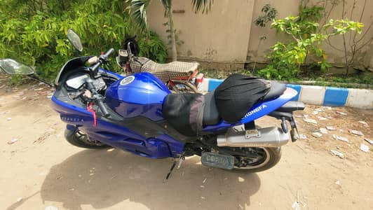 Zhonga G8 3000  only 6000km driver urgent sell