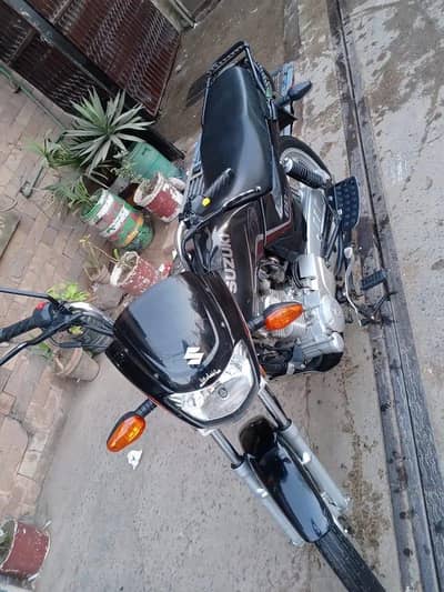 suzuki GD 110 black