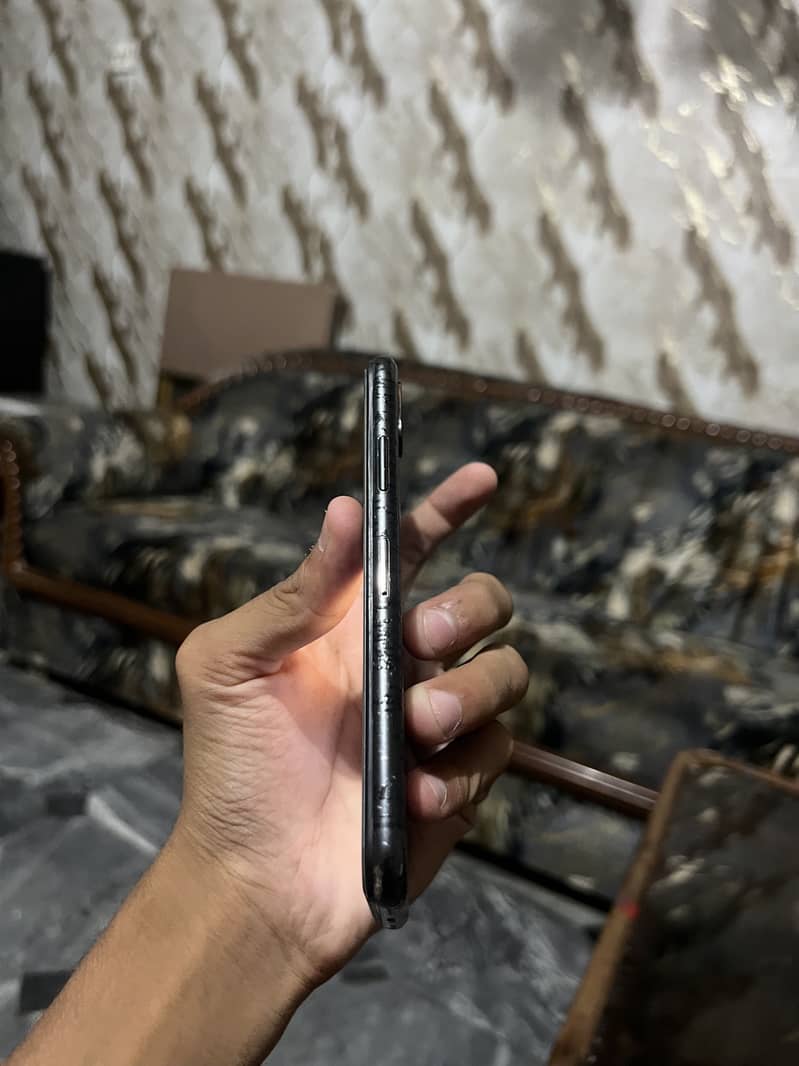 Apple iPhone X 1