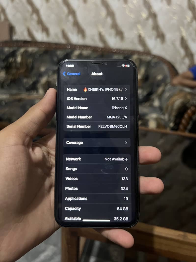 Apple iPhone X 4