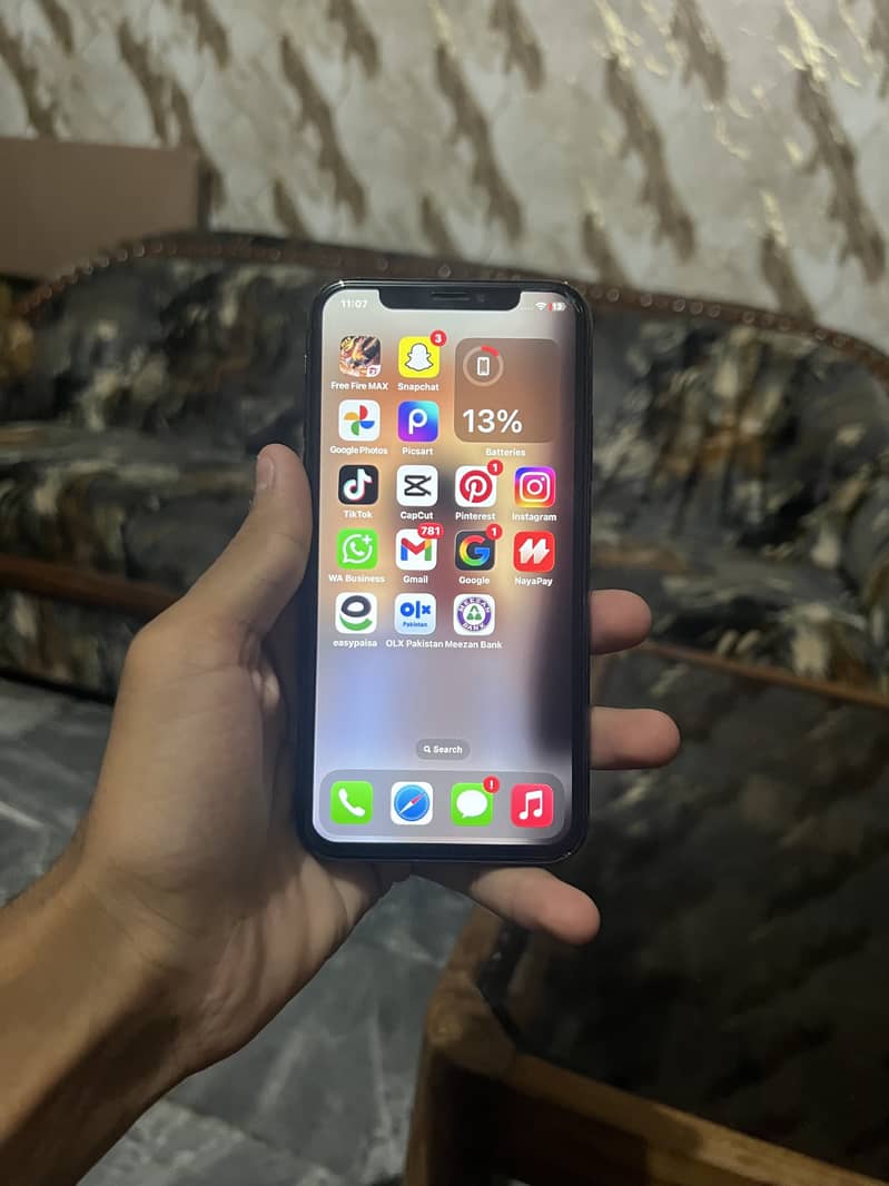 Apple iPhone X 7