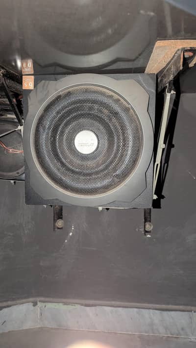 subwoofer and speaker