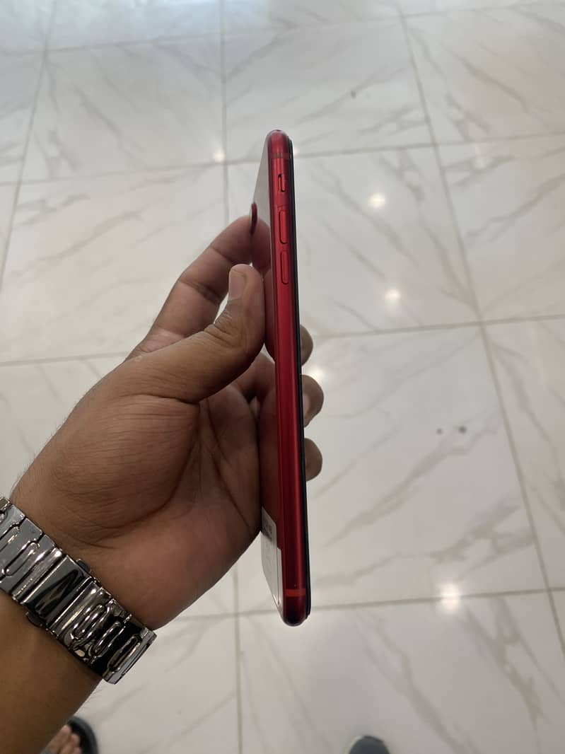 Apple iPhone 8 Plus 0