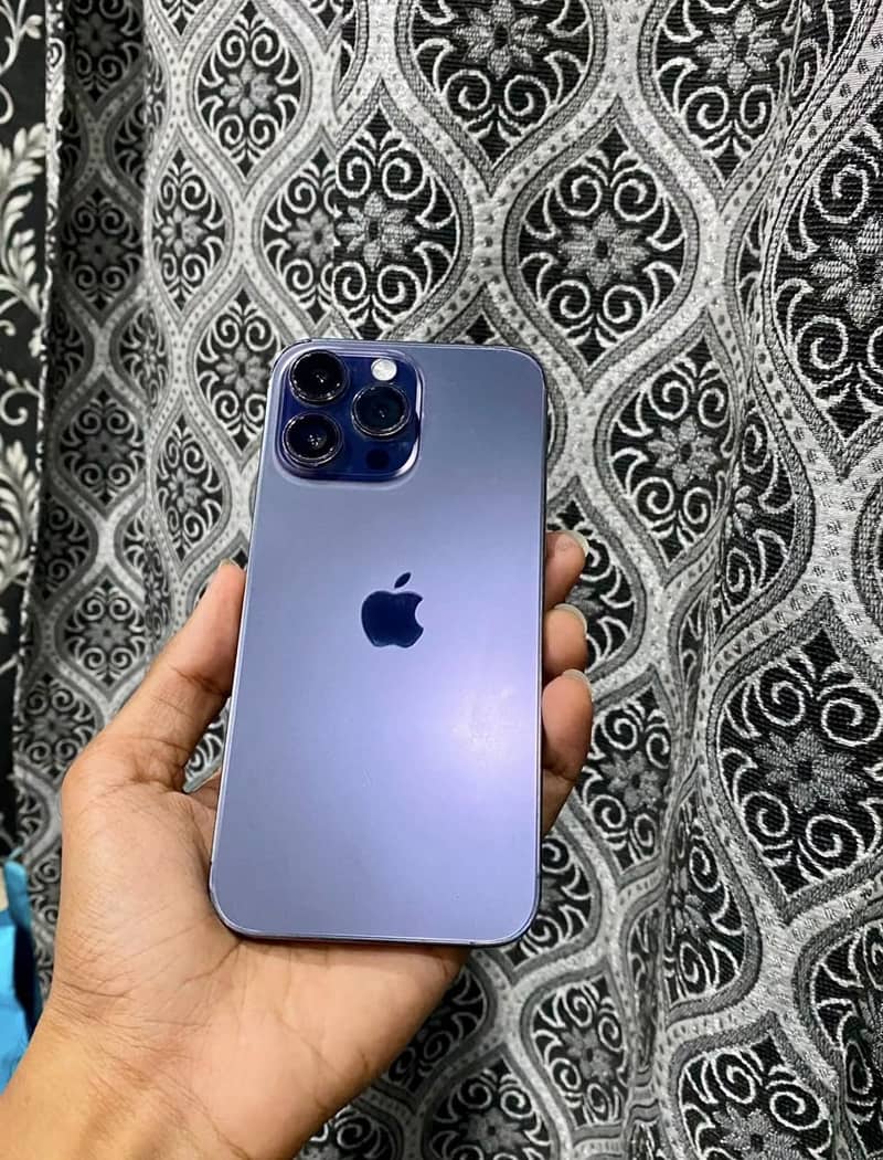 Apple iPhone 14 Pro Max 0