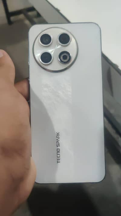 Tecno SPARK 30 Pro