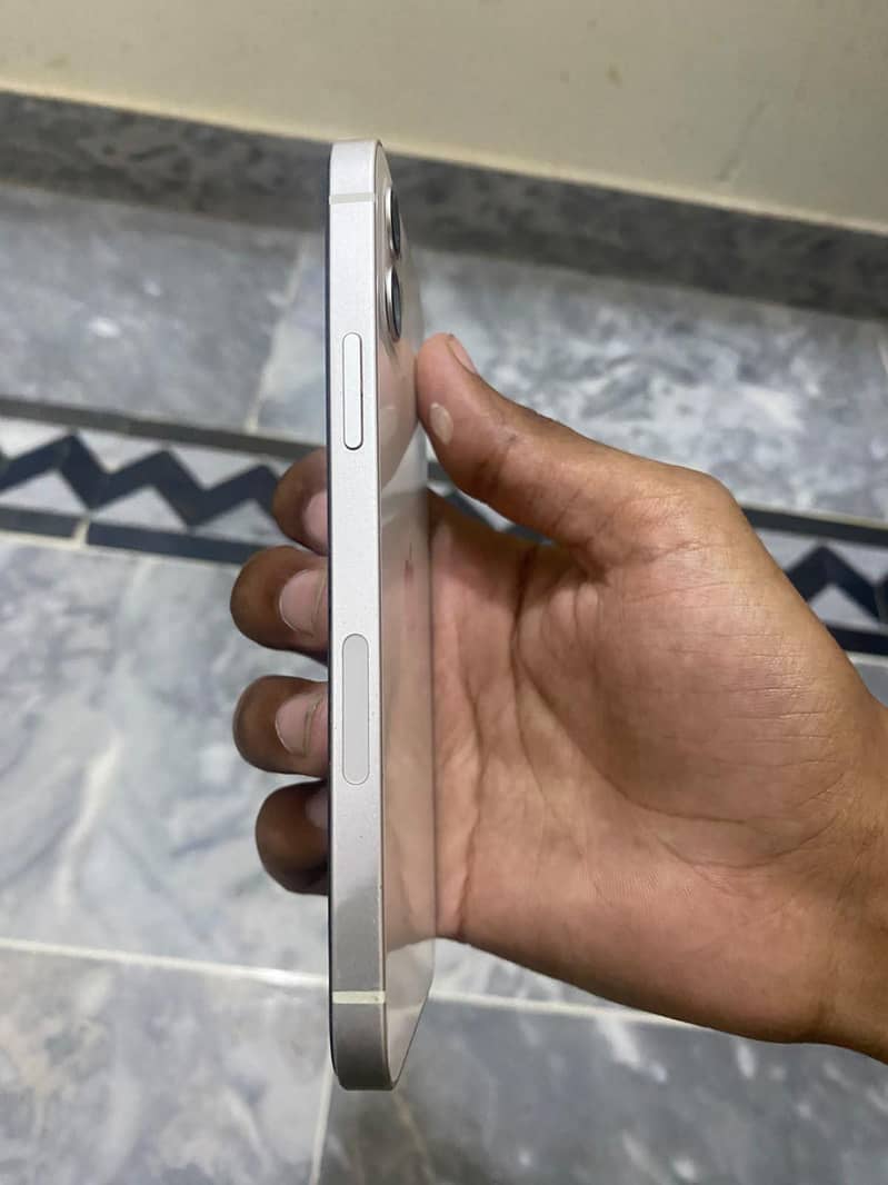 Apple iPhone 12 6