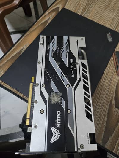 Sapphire nitro + RX 580 8gb