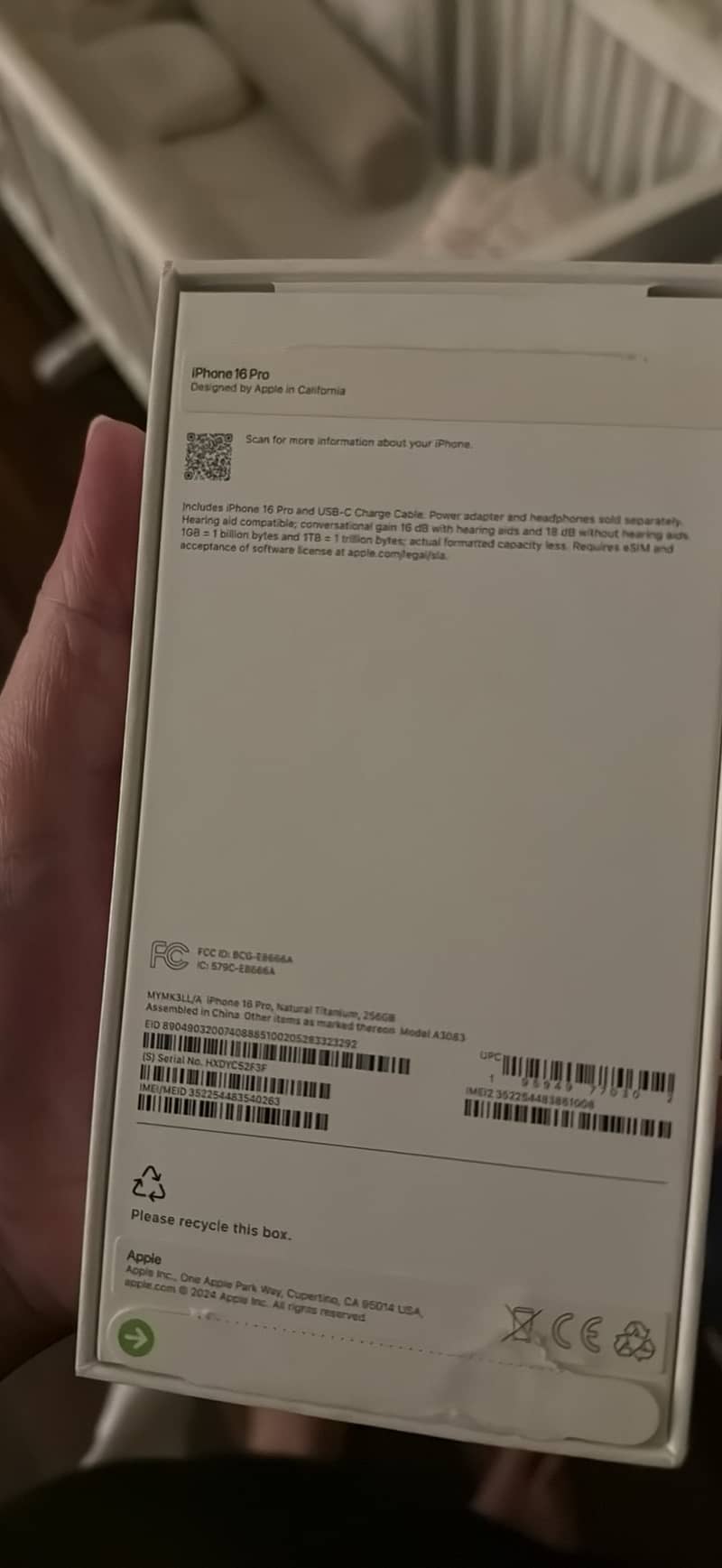 Apple iPhone 16 Pro 0
